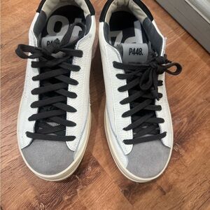 P448 Men's White and Gray Leather Sneakers